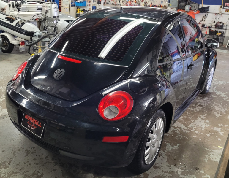 Volkswagen New Beetle Coupe 2006 price $3,900