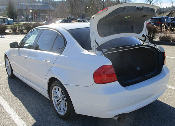 BMW 3-Series 2011 price $7,900