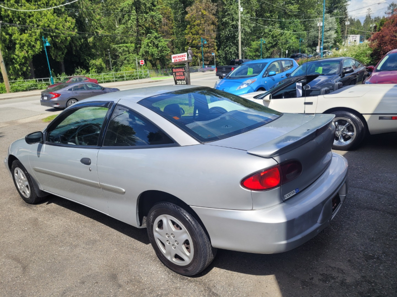 Chevrolet Cavalier 2000 price $2,900