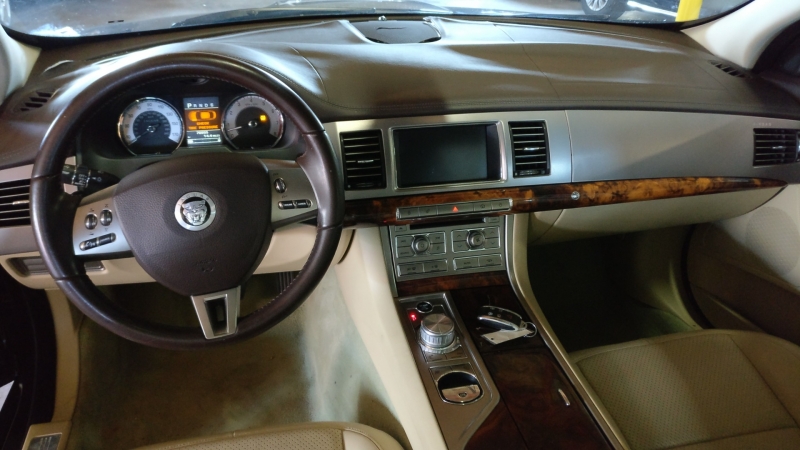 Jaguar XF 2011 price $8,995