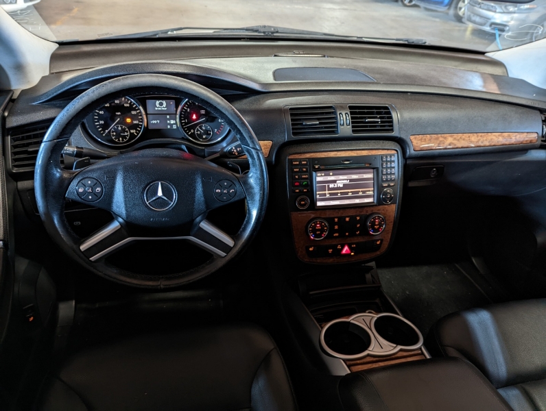 Mercedes-Benz R-Class 2009 price $6,995
