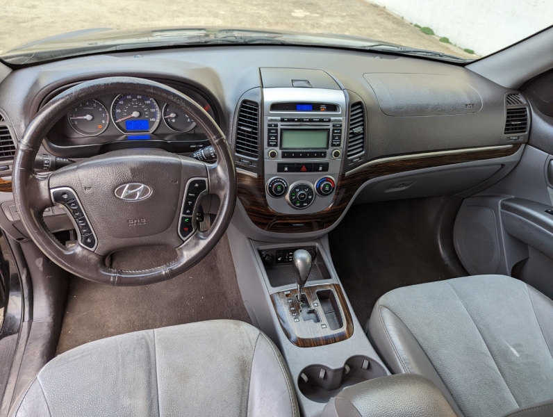 Hyundai Santa Fe 2012 price $6,995