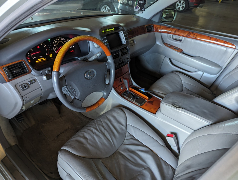 Lexus LS 430 2002 price $4,995 Cash