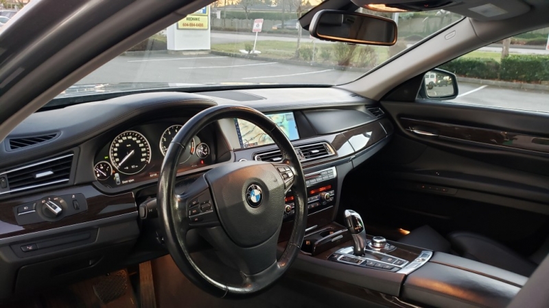 BMW 750i 2012 price $21,900