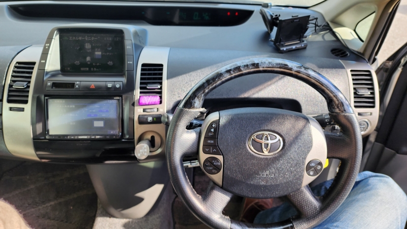 Toyota Prius 2007 price $10,900