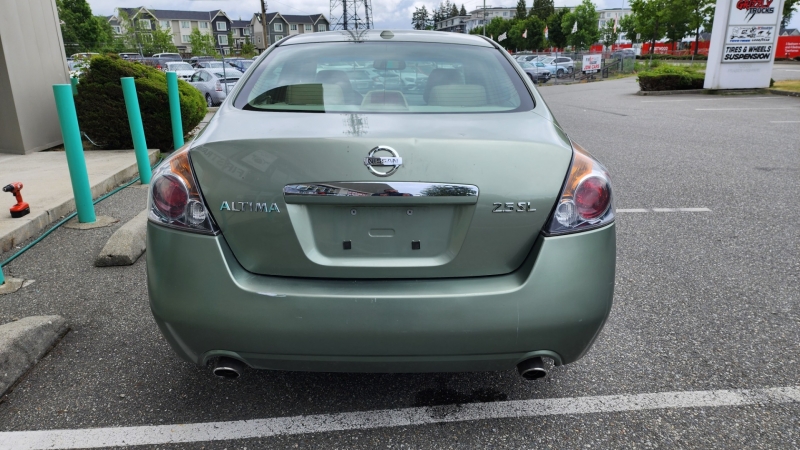 Nissan Altima 2008 price $9,900