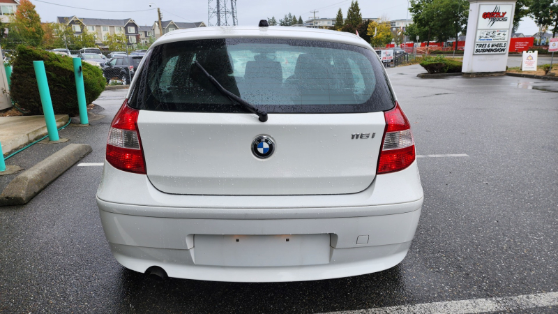 BMW 1-Series 2006 price $10,900