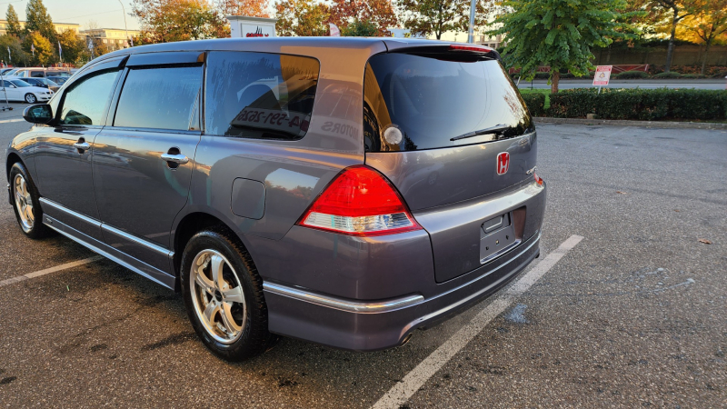 Honda Odyssey 2004 price $12,900