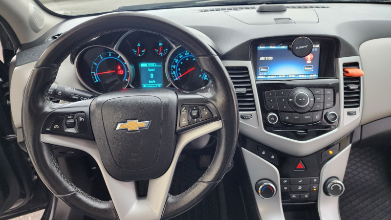 Chevrolet Cruze 2014 price $10,900