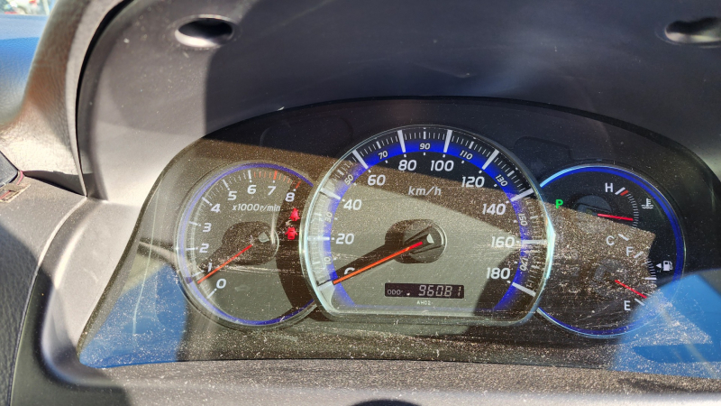 Toyota Alphard 2008 price $11,900
