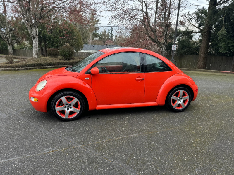 Volkswagen New Beetle 2002 price $2,995