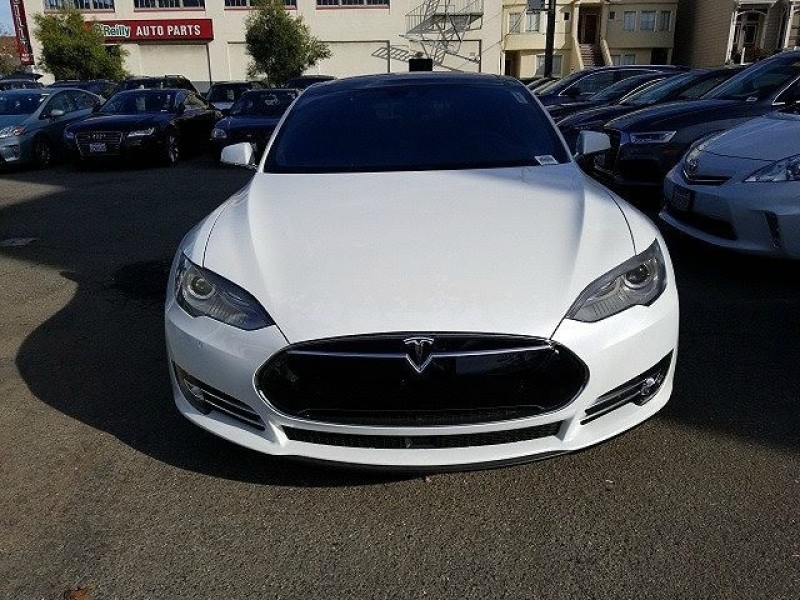 Tesla Model S 2015 price $55,988