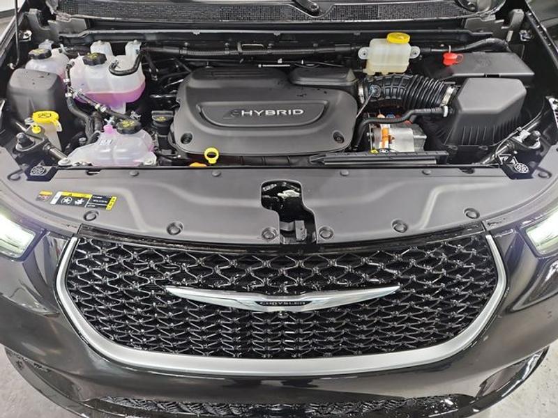 Chrysler Pacifica Hybrid 2024 price $53,942