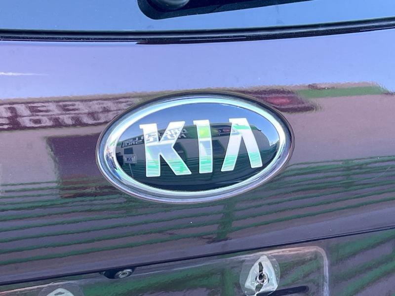 Kia Sorento 2016 price $17,995