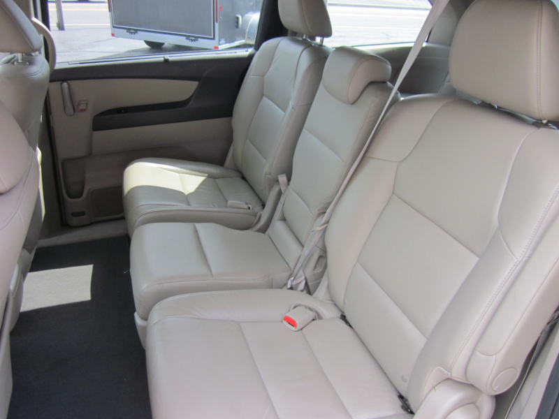Honda Odyssey 2013 price $17,995