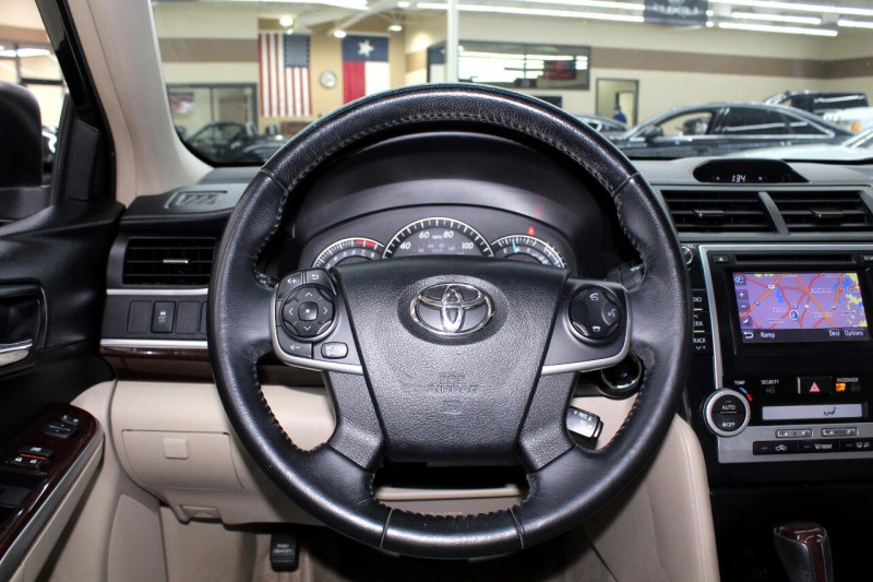 Toyota Camry 2013 price $10,995