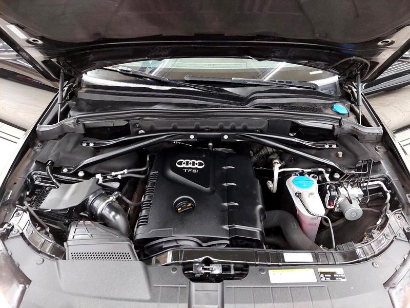 Audi Q5 2017 price $17,995