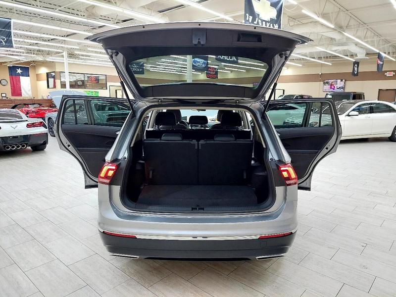 Volkswagen Tiguan 2021 price $16,995