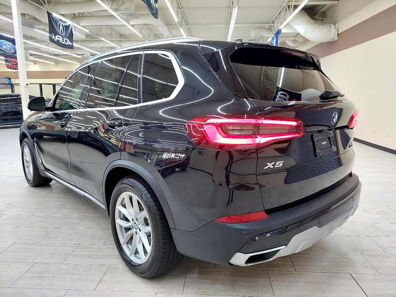 BMW X5 2020 price $34,995