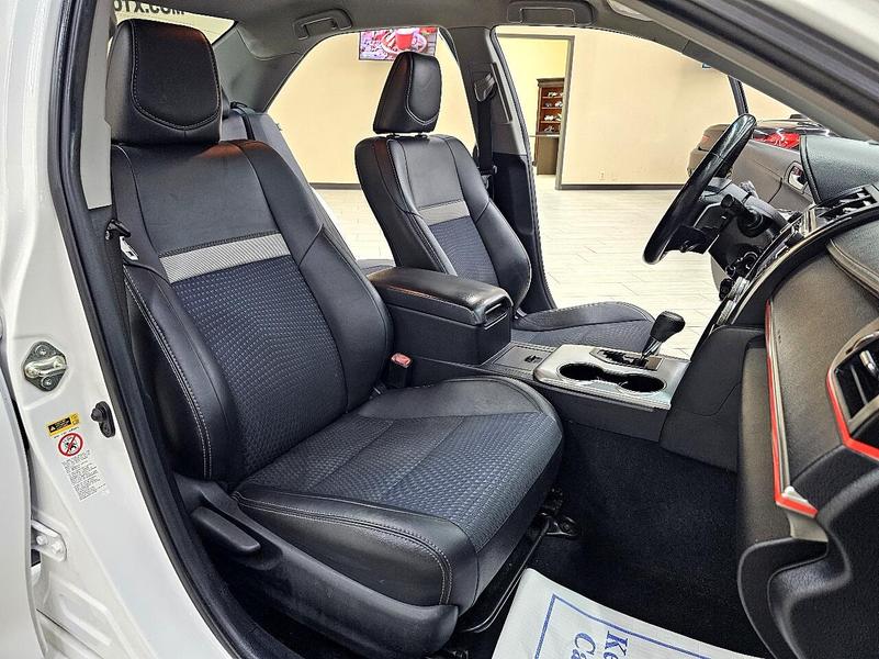 Toyota Camry 2014 price $9,495