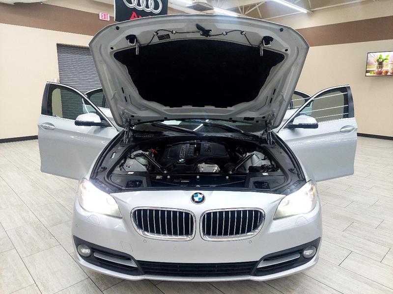 BMW 5-Series 2015 price $12,995