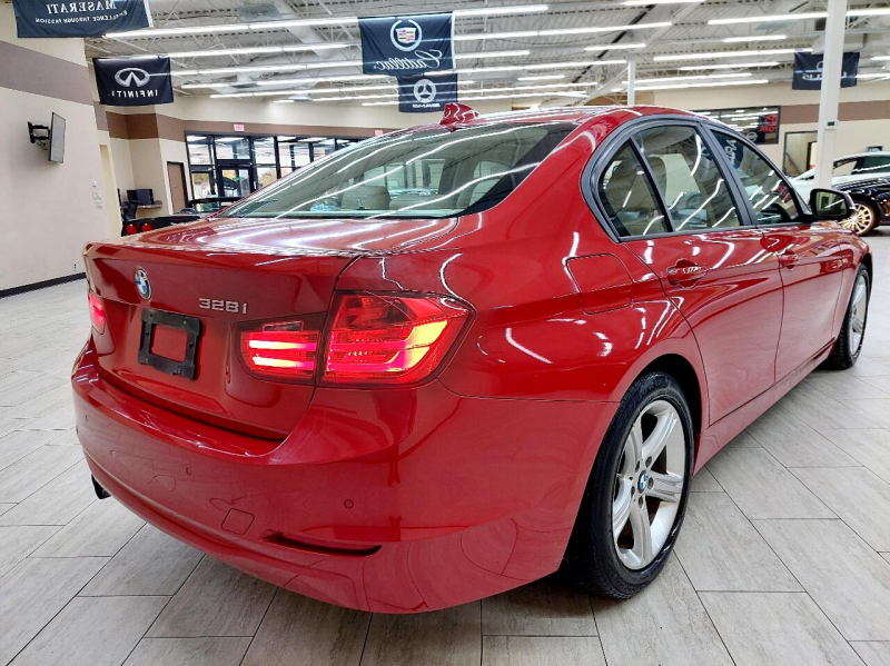 BMW 3-Series 2015 price $13,995