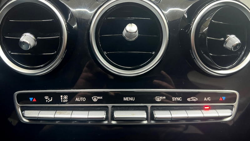 Mercedes-Benz C-Class 2015 price $15,435
