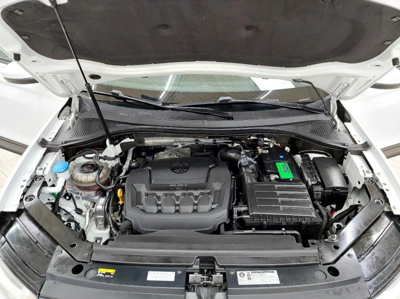 Volkswagen Tiguan 2018 price $13,995