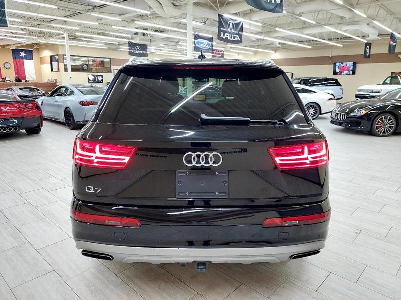 Audi Q7 2019 price $23,995