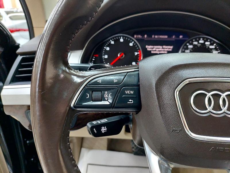 Audi Q7 2019 price $23,995