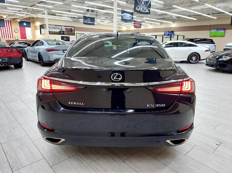 Lexus ES 350 2021 price $35,995