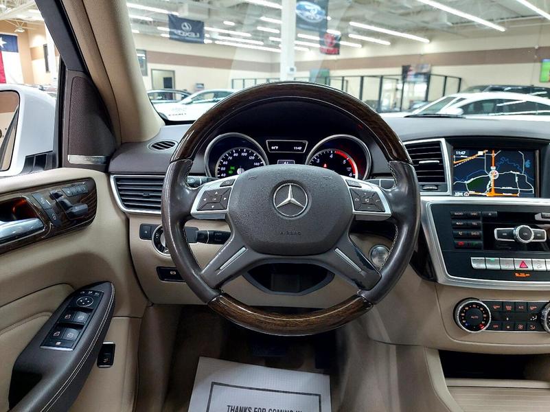 Mercedes-Benz M-Class 2015 price $15,995