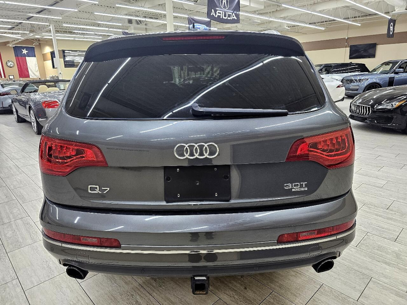 Audi Q7 2015 price $13,995