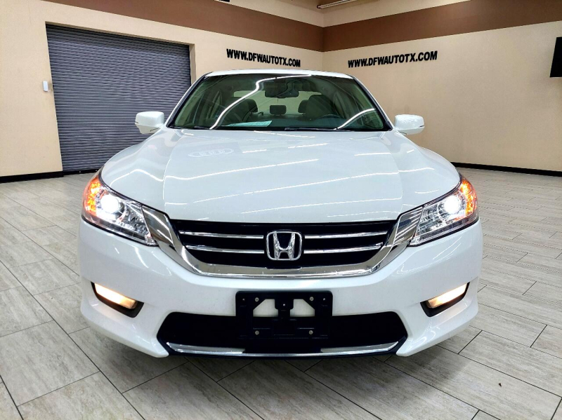 Honda Accord 2015 price $12,995