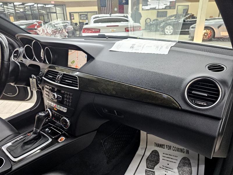 Mercedes-Benz C-Class 2014 price $9,995