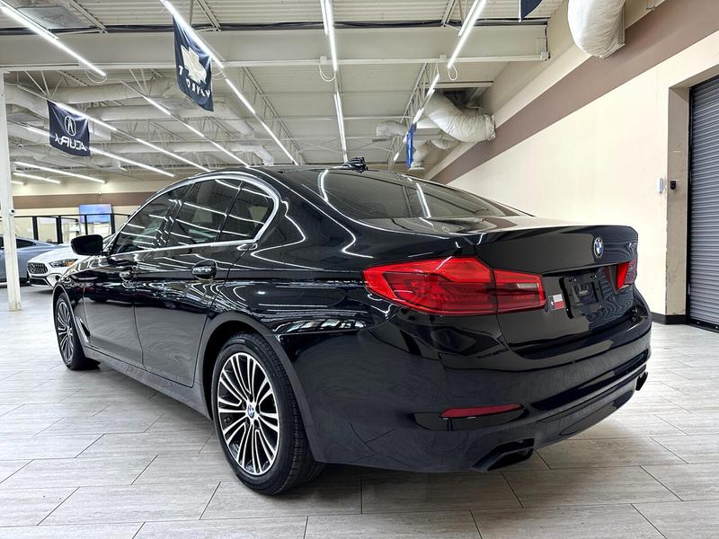 BMW 5-Series 2018 price $22,495