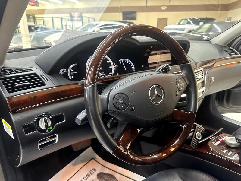Mercedes-Benz S-Class 2012 price $15,995