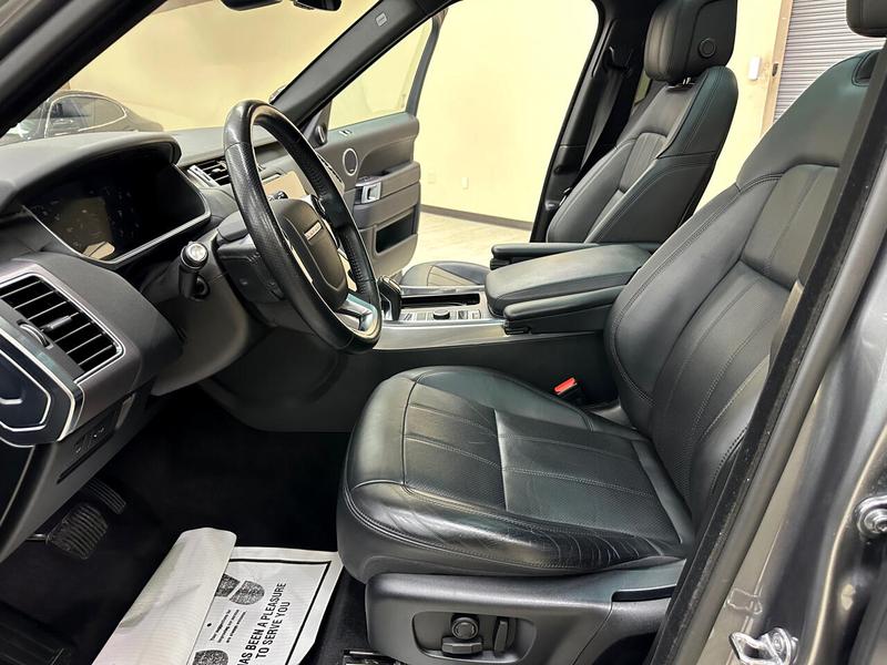 Land Rover Range Rover Sport 2019 price $35,995