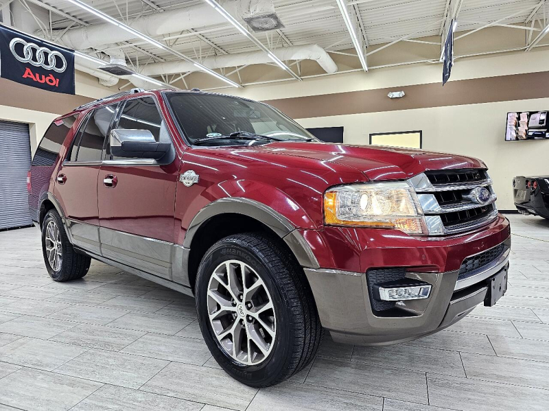 Ford Expedition 2017 price $13,995