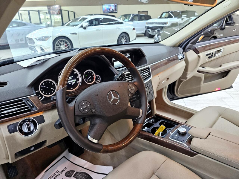 Mercedes-Benz E-Class 2013 price $12,795