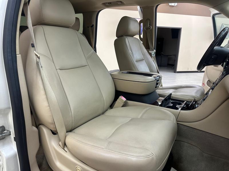 Cadillac Escalade 2013 price $17,995