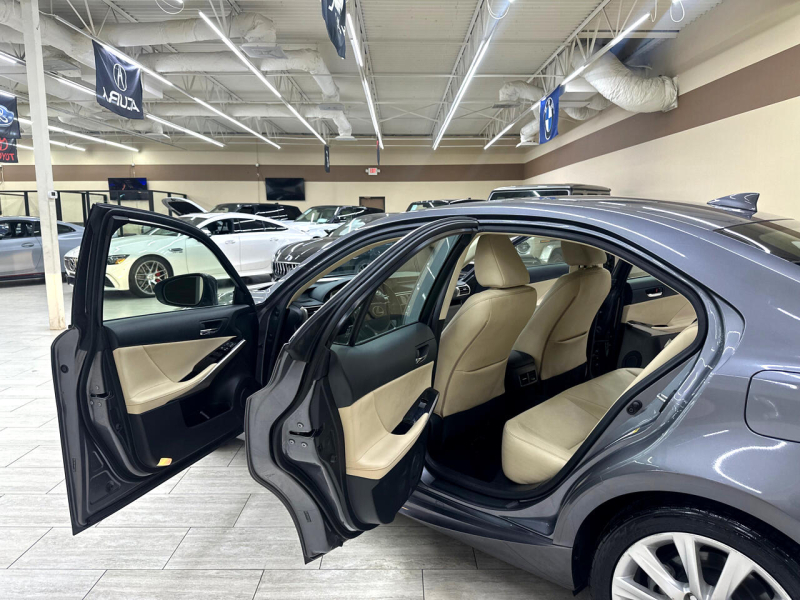 Lexus IS 2015 price $19,695