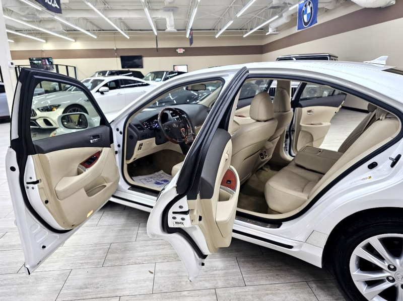 Lexus ES 350 2011 price $13,995