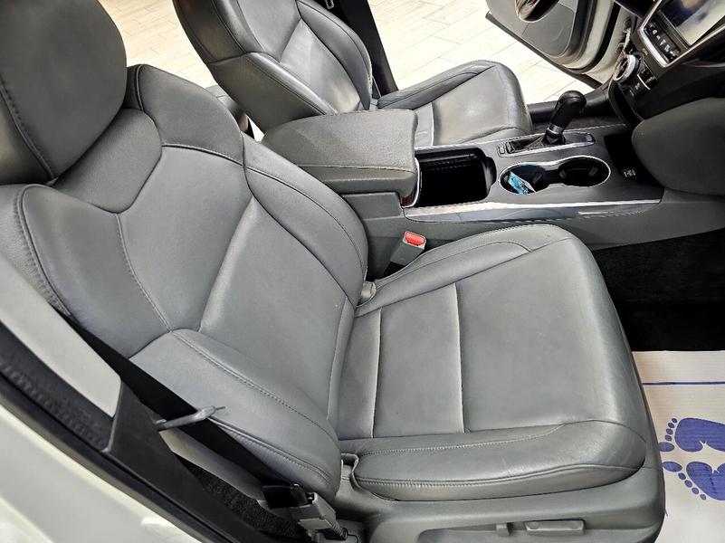 Acura MDX 2015 price $15,995