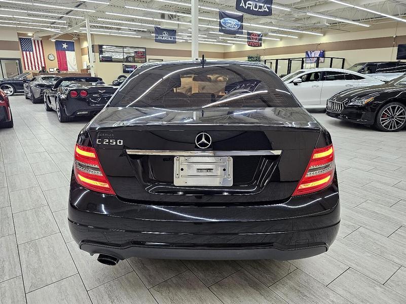 Mercedes-Benz C-Class 2014 price $10,995