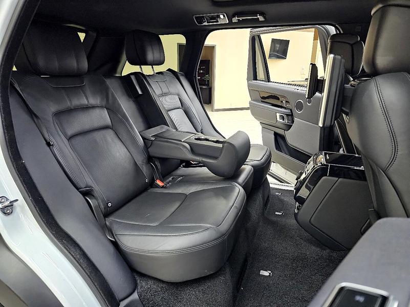 Land Rover Range Rover 2019 price $49,995