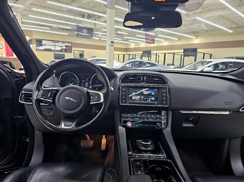 Jaguar F-Pace 2018 price $16,995