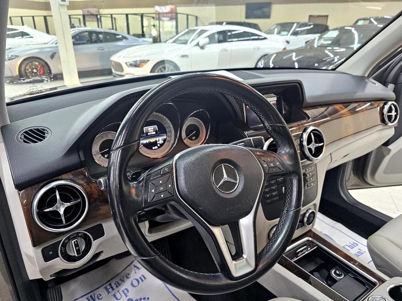 Mercedes-Benz GLK-Class 2013 price $10,495