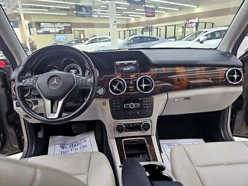 Mercedes-Benz GLK-Class 2013 price $10,495