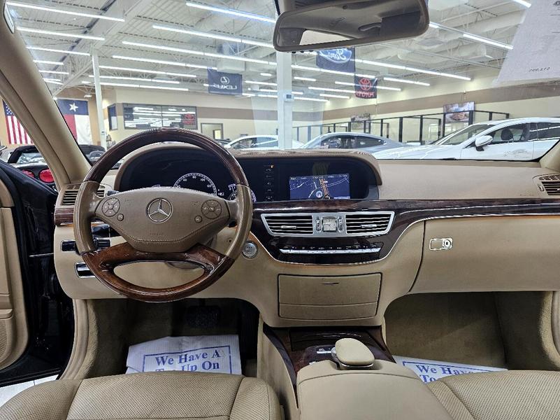 Mercedes-Benz S-Class 2010 price $13,695